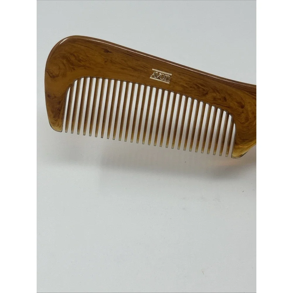 Vintage Avon Cambridge Collection Handled Tortoise Comb In Box 1981